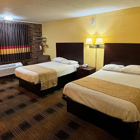 Travelodge By Wyndham Airport Platte City Экстерьер фото